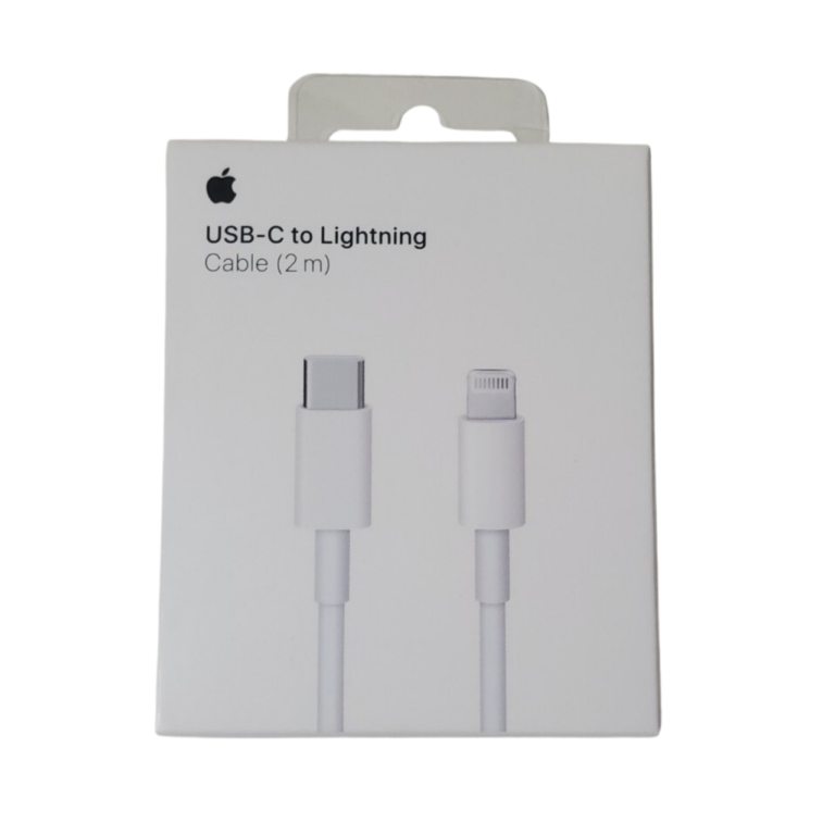 En vit detaljhandelsförpackning för APPLE USB-C TO LIGHTNING CABLE 2M visar bilder av båda kontakterna på framsidan, med Apple-logotypen och produktnamnet ovanför.
